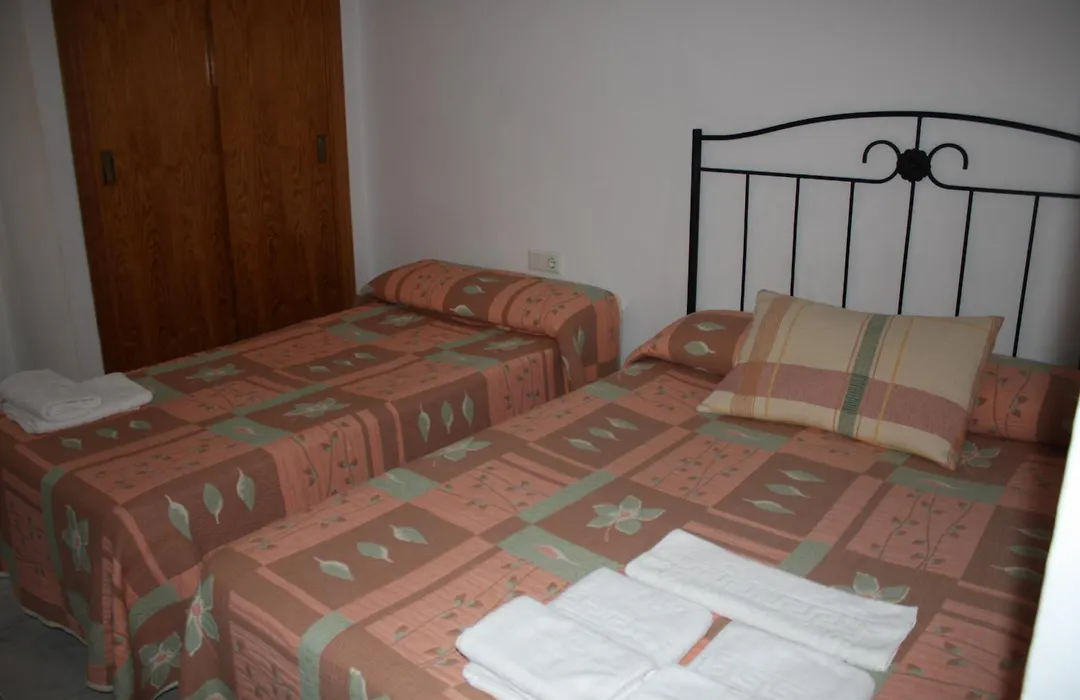 Hostal Torre De Guzman-1